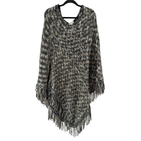 Avenue Women's Plus Size Black Gold Silver Fringe Knit Poncho One Size Plus - Picture 1 of 4